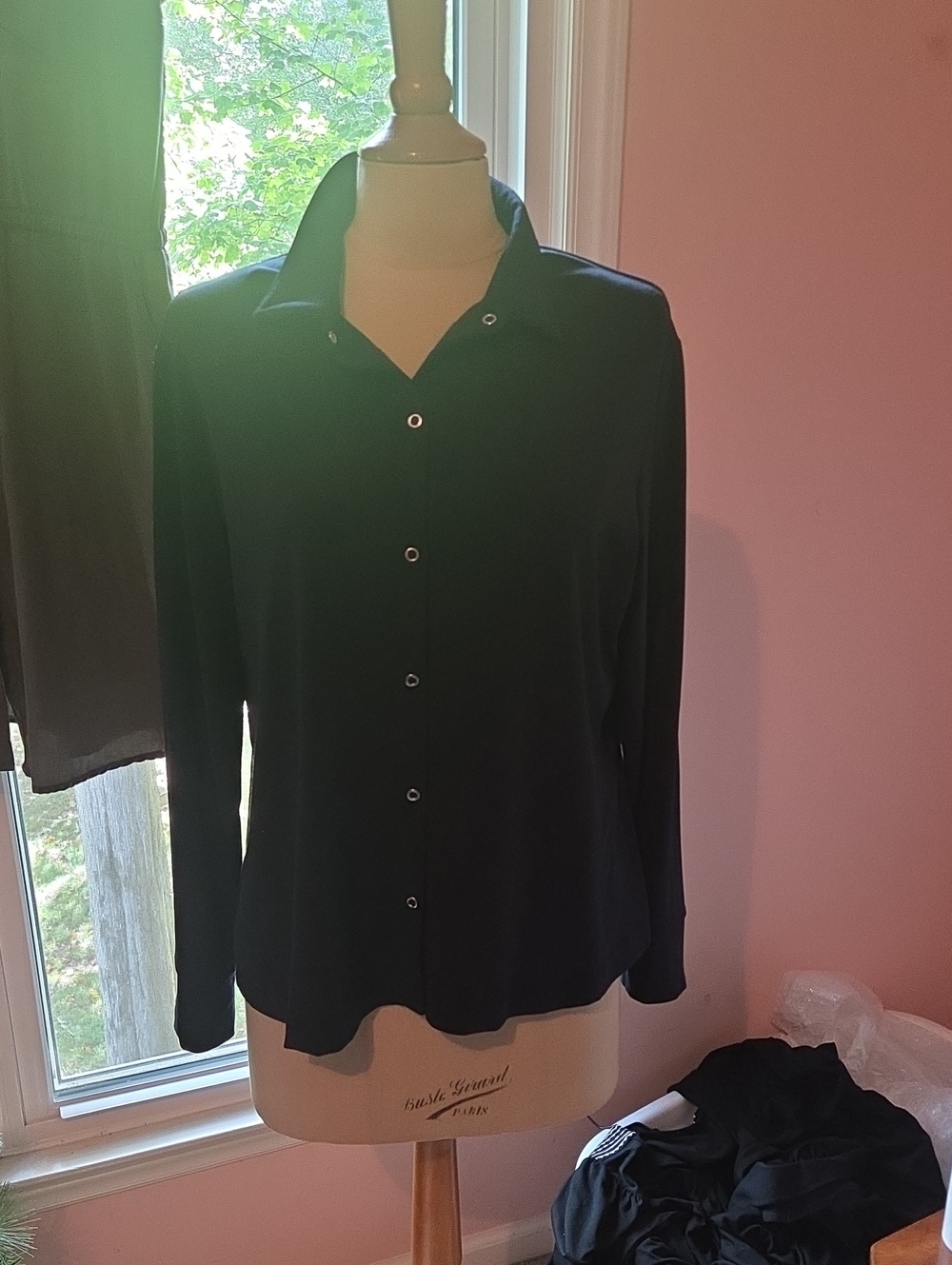 Anatomie Dark Navy Long-Sleeve Snap Front Blouse Knit L